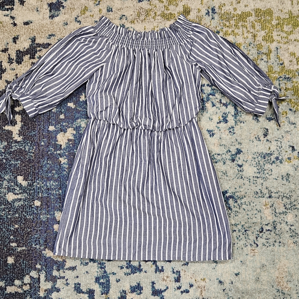 Jodi Kristopher Off Shoulder Striped Dress - Medium